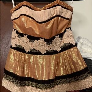 Nanette Lepore Gold Lace cream Blush Strapless body bodice corset top XS 0
